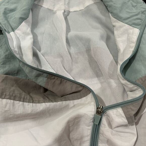 Athletic Collection By 26 International Color Block Windbreaker Women's Large - Picture 6 of 8